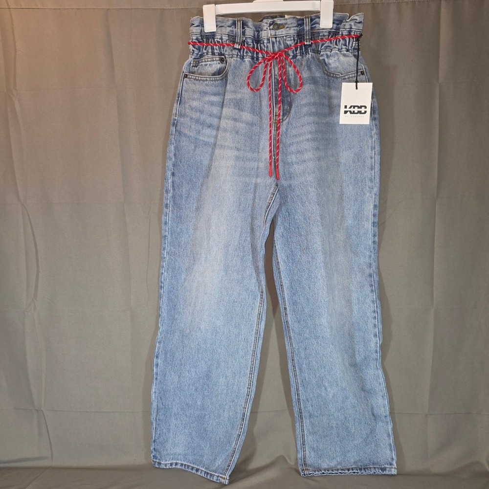 KBB by Kahlana Highest Rise Barrel Leg Jeans Light Wash Blue Size 8 KBBB-051